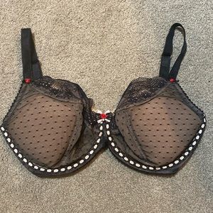 Tutti Rouge Jessica Black Padded Plunge Bra in size 32G